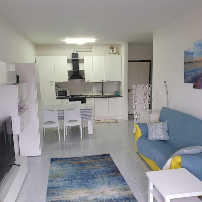 Blue, Relax Con Piscina E Garage Ferienhaus *